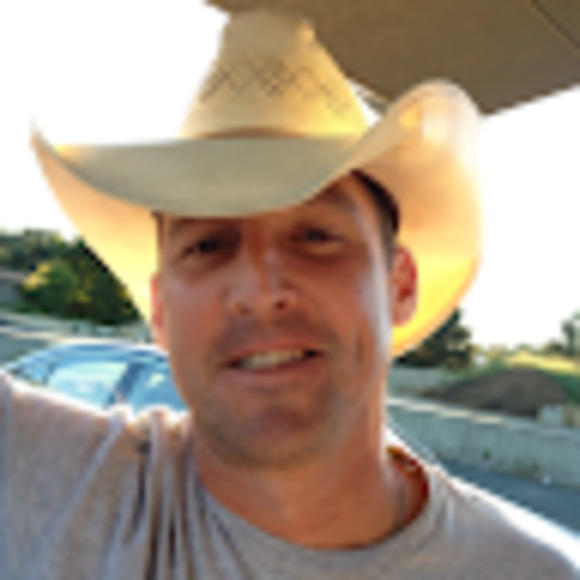 Meet your Posher, Chris - Picture 1 of 1